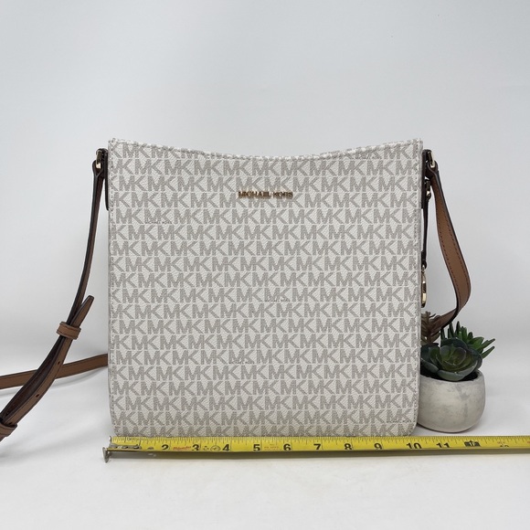 Michael Kors JST Large Crossbody - Picture 2 of 11
